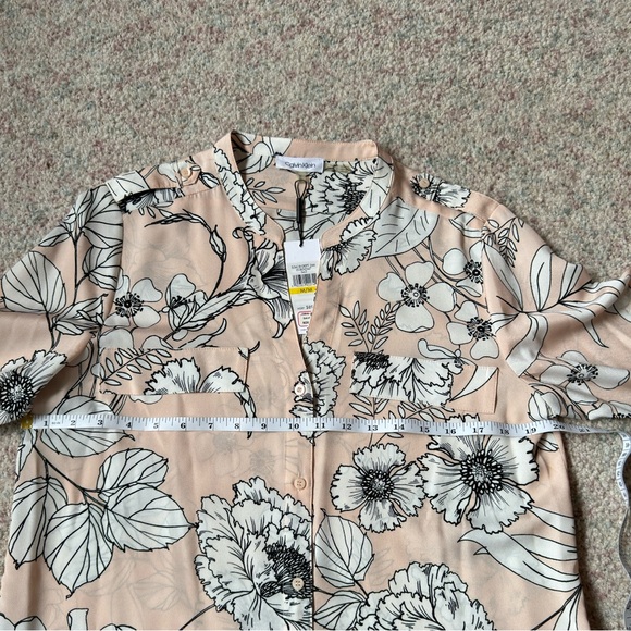 *NWT Calvin Klein Blouse - Picture 5 of 6